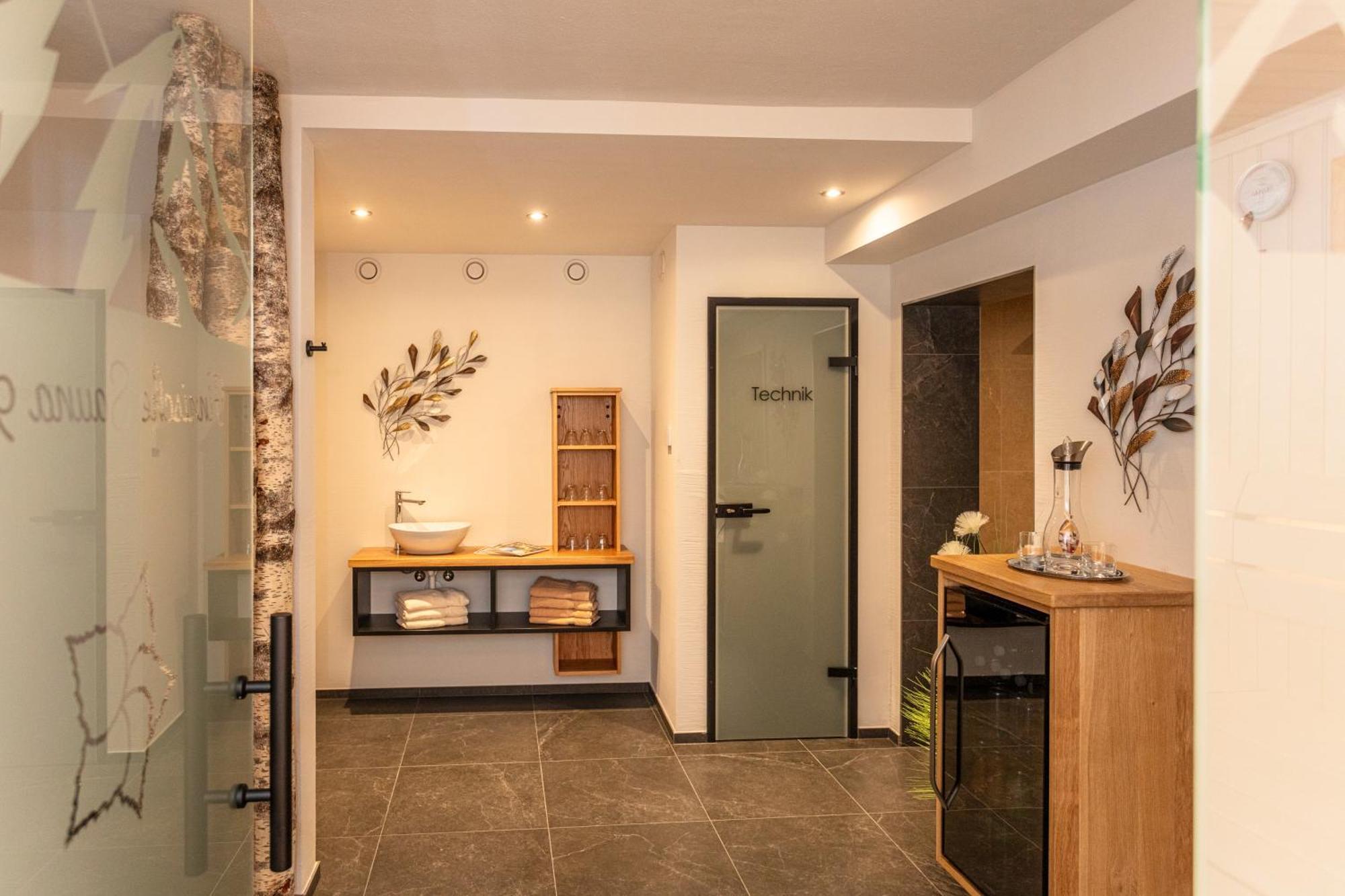 ראוריס Fruehstueckshotel Birkenhof מראה חיצוני תמונה